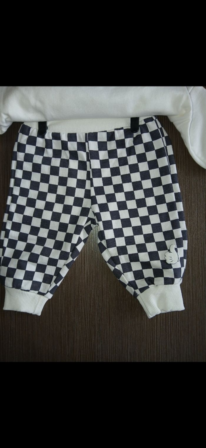 Ensemble jogging garçon disney Mickey 3 mois - photo numéro 2