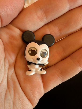 Adoorable Minnie noir et blanc Disney