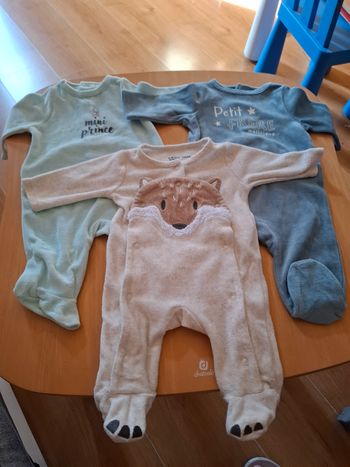 Pyjama gemo 1 mois