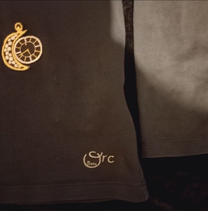 T-shirt enfant 6 ans - photo numéro 3