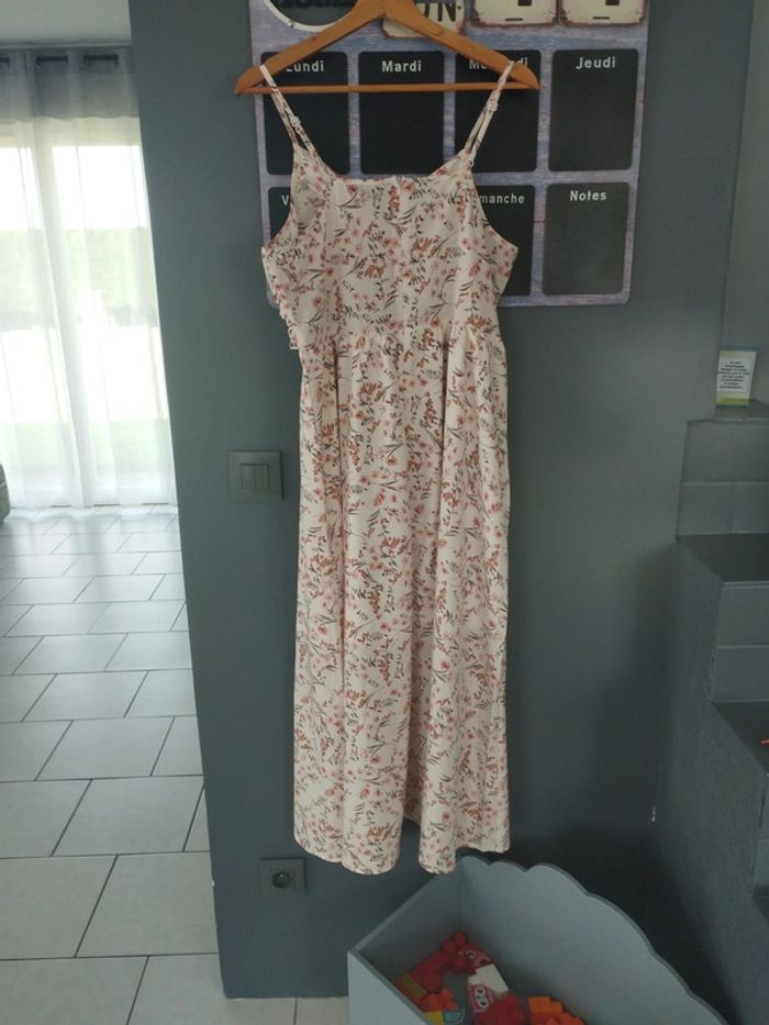 Robe à fleurs - photo numéro 4