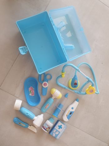 Set jeu mallette docteur