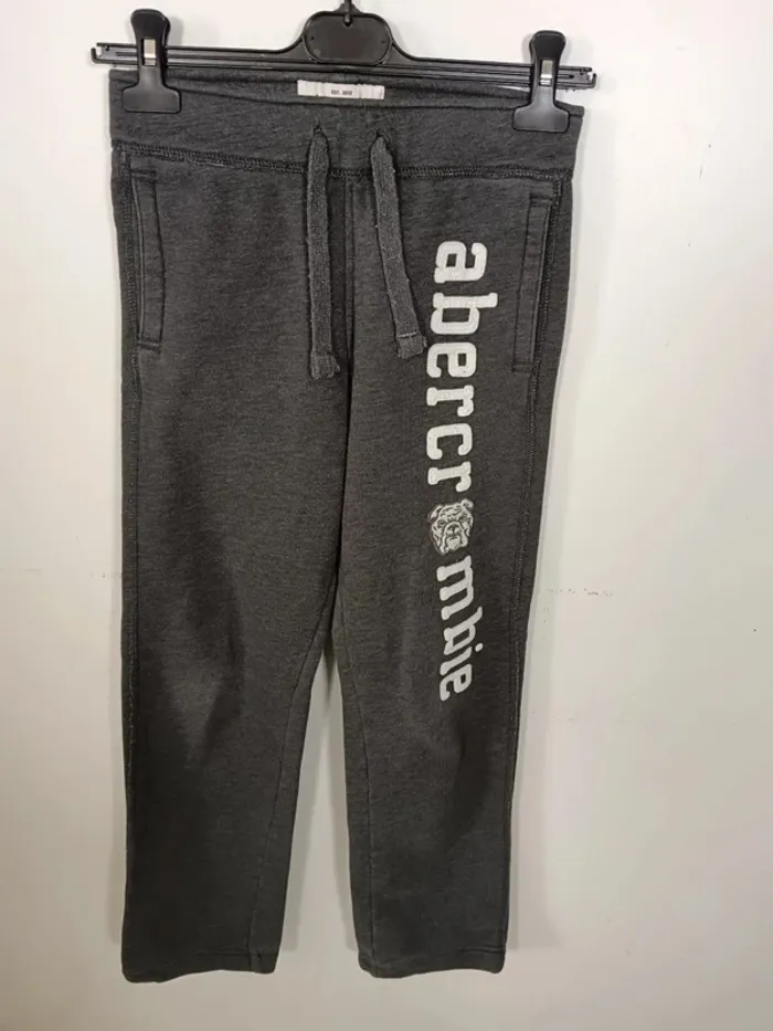 C3 jogging gris Abercrombie M