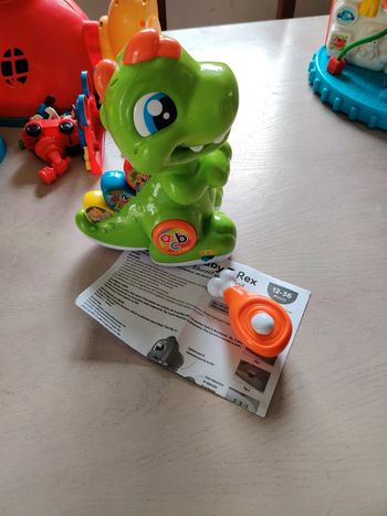 Baby t rex