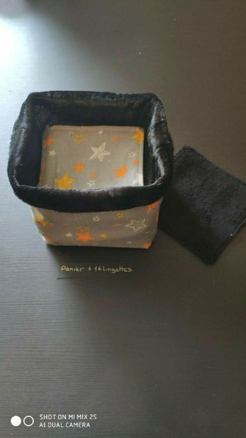 16 lingettes et son panier, neuf..