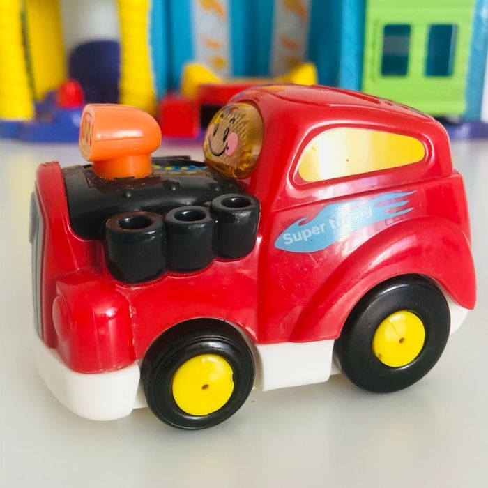 Atelier SOS Réparation avec une voiture interactive - photo numéro 4