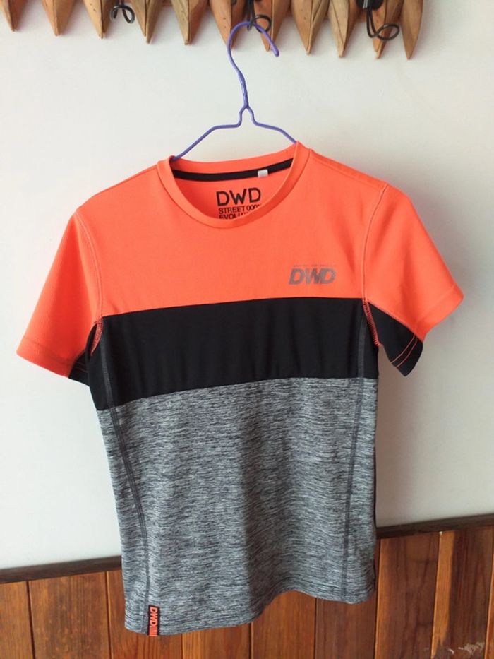 Tee-shirt orange et gris