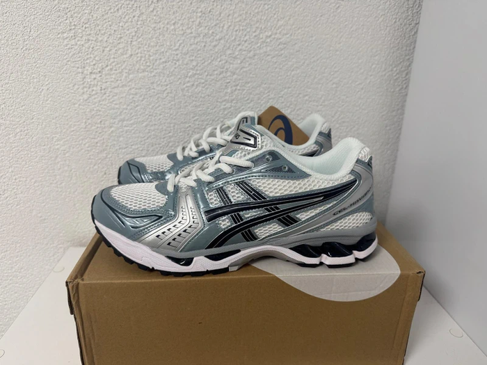 Asics Gel-Kayano 14 Bleu 44 - photo numéro 2