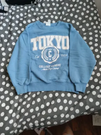 Sweat bleu