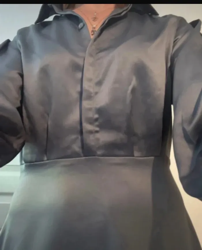 Robe chemise satinée bleu marine Pimkie T38 neuve - photo numéro 3