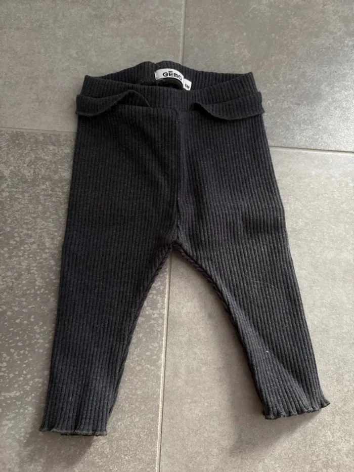 Legging gris/noir 6 mois