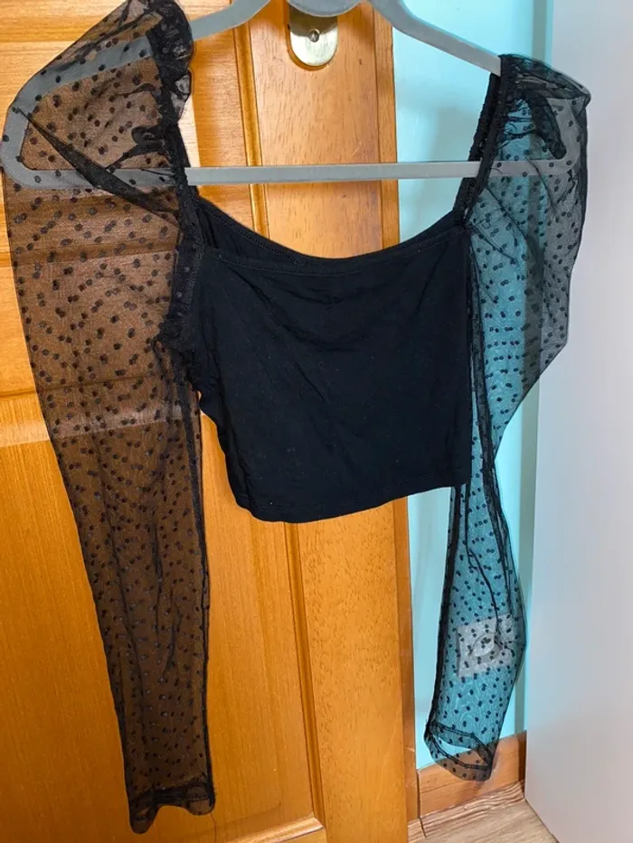 top court shein manches plumetis longues  taille S - photo numéro 2