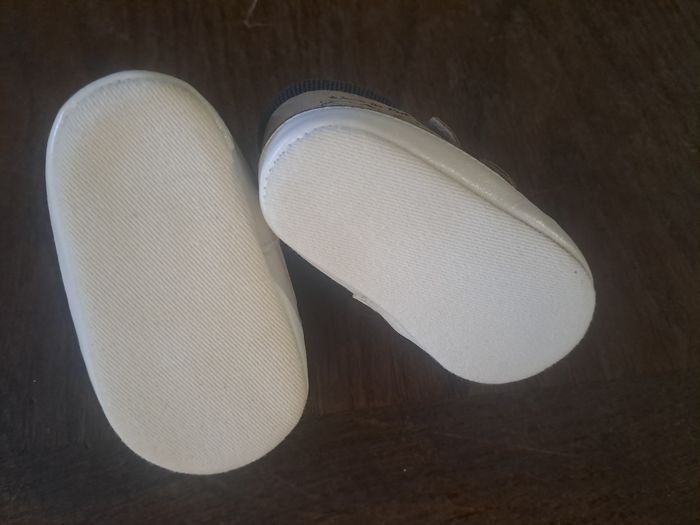 Chaussure bebe - photo numéro 3