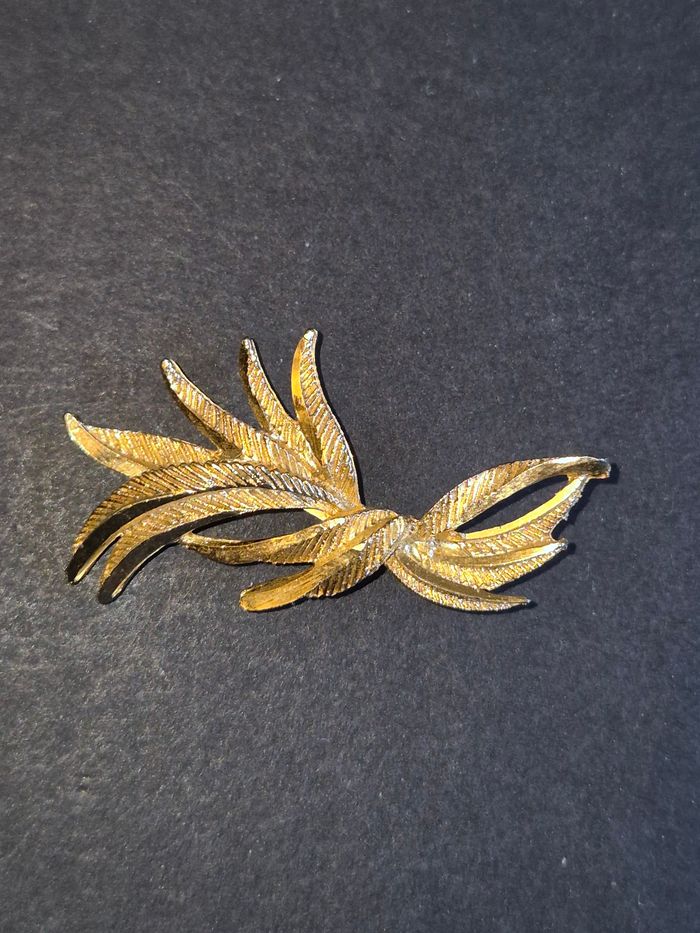 Belle broche années 80 - photo numéro 2