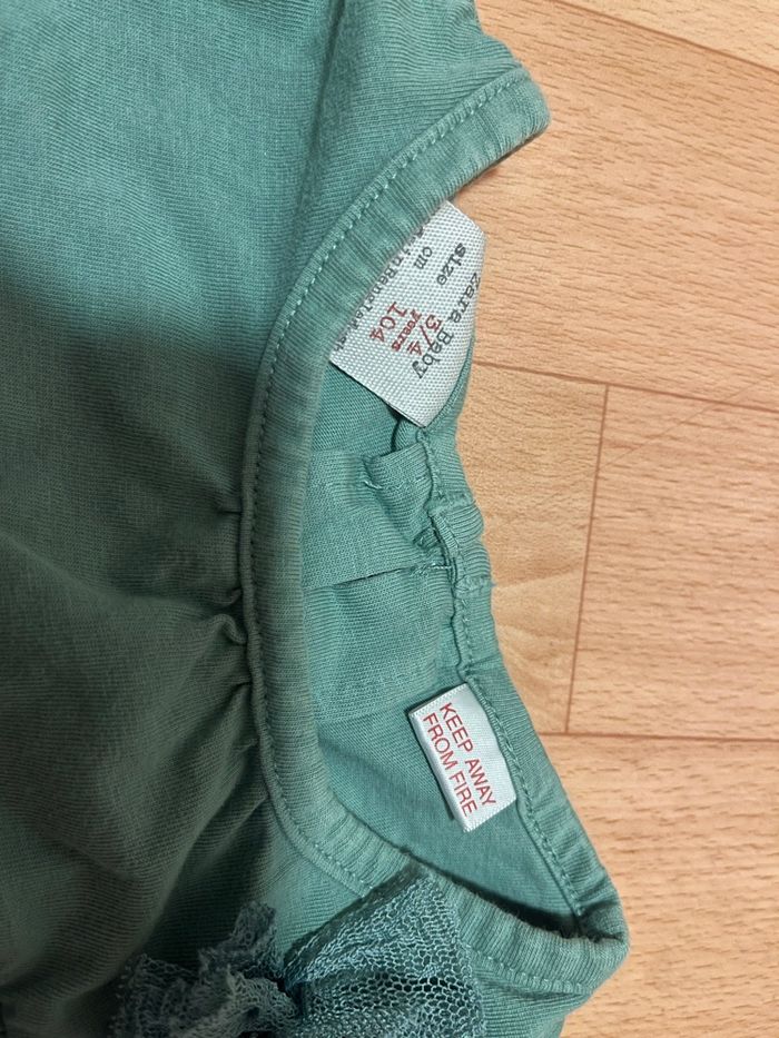 tee shirt manches longues vert zara - photo numéro 3