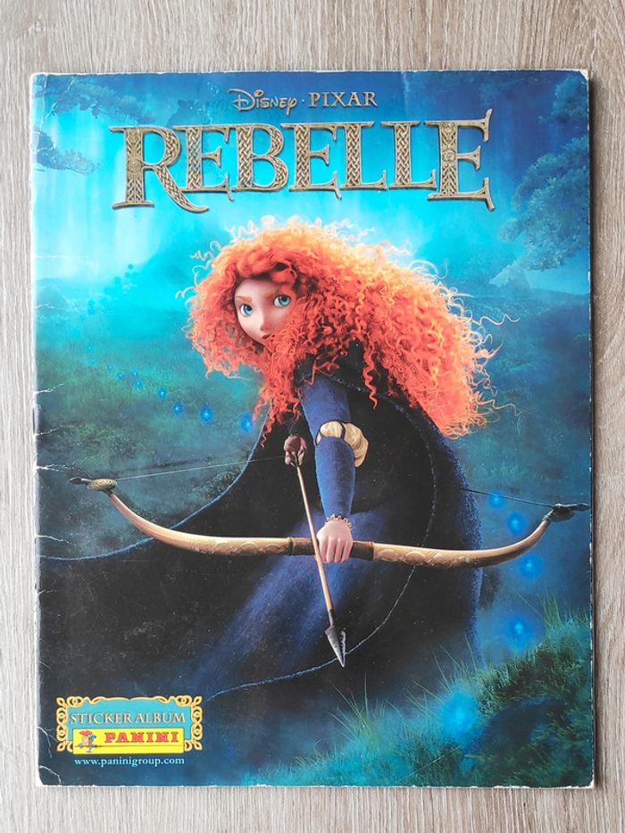 Album de stickers Rebelle