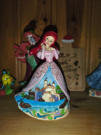 Figurine Ariel chateau 