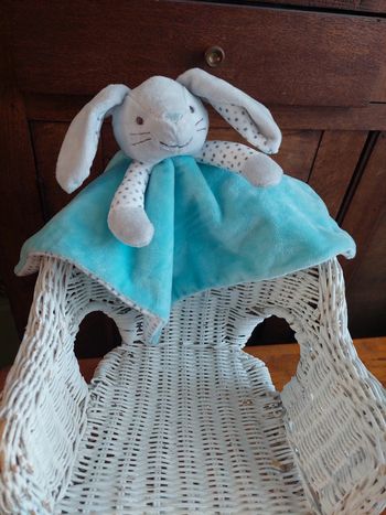 #05 - Doudou lapin gris et bleu Obaibi