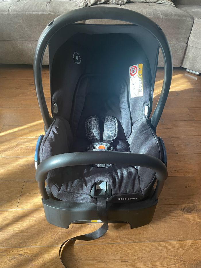 Poussette trio + base voiture - photo numéro 3