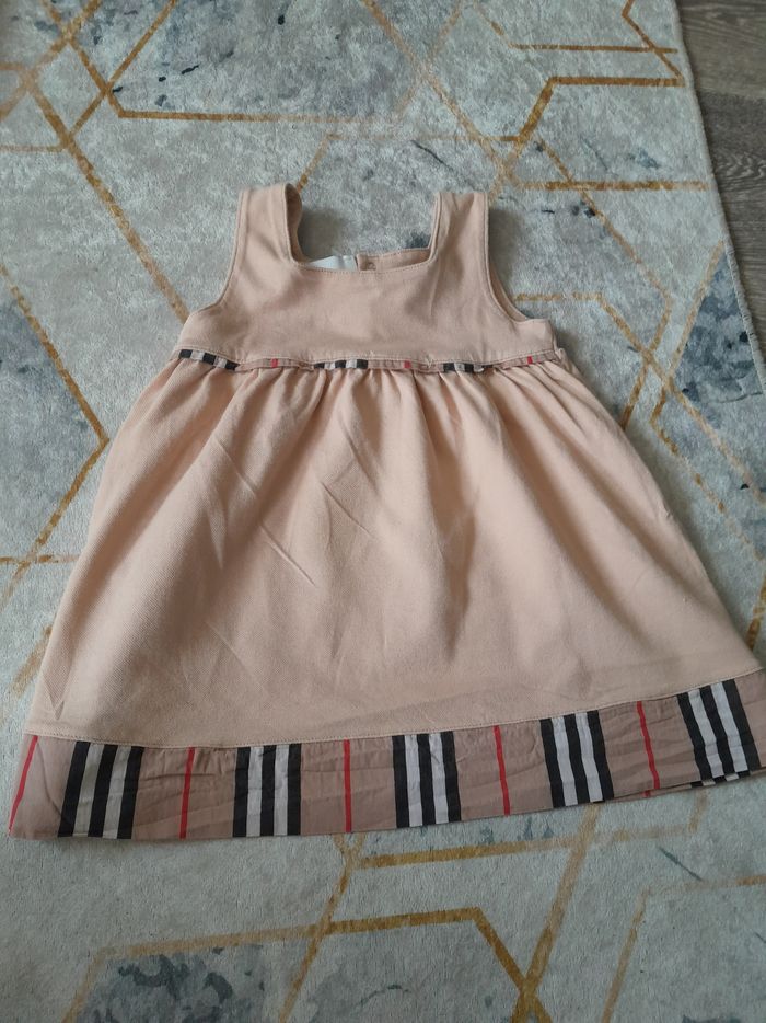 Robe burberry 12 mois