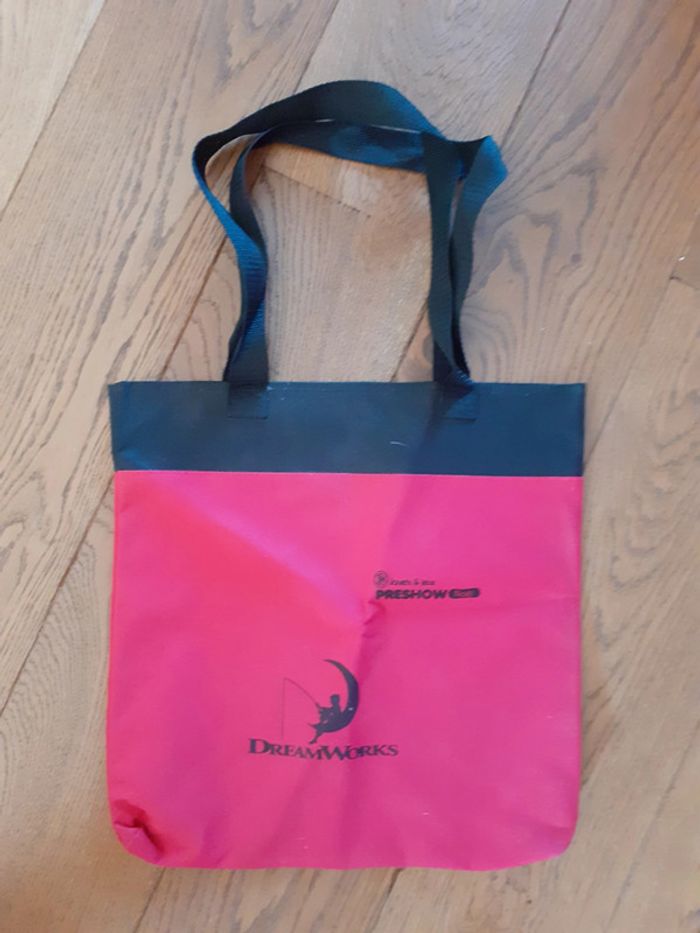 Sac tote bag rouge dreamworks