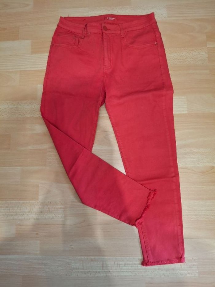 Pantalon rouge T42 neuf marque voggo