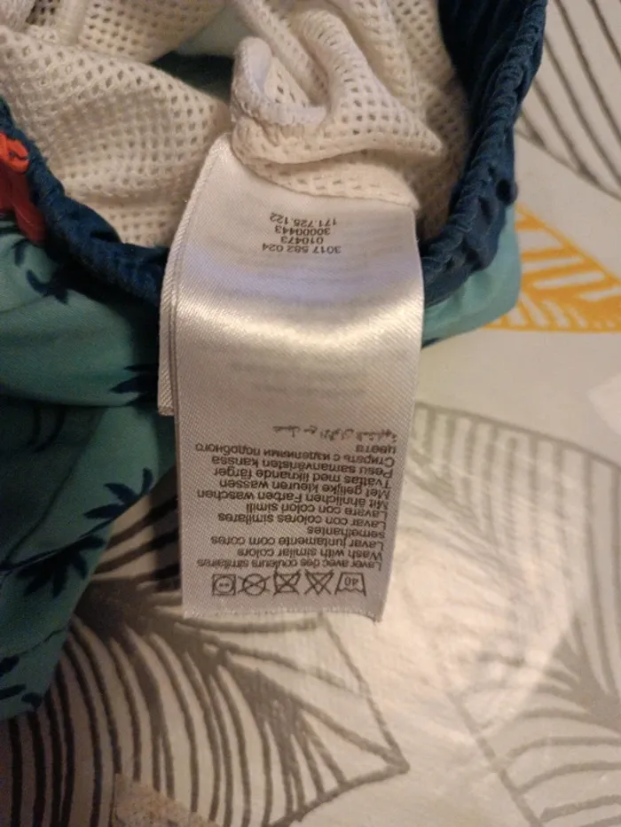 Short de bain taille 2 ans - photo numéro 4
