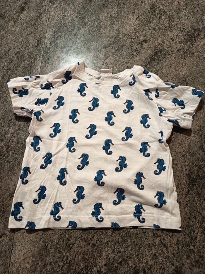 T-shirt taille 2-3 ans code baby