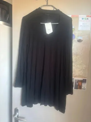 Robe noir Bershka taille xs