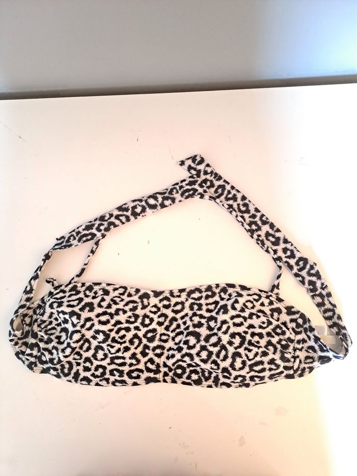 Maillot de bain femme (2 pièces) noir et blanc - Sans marque - Parfait état.