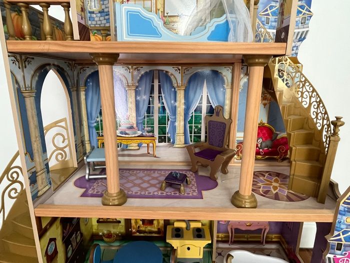 Maison de poupée Disney princesse - photo numéro 4