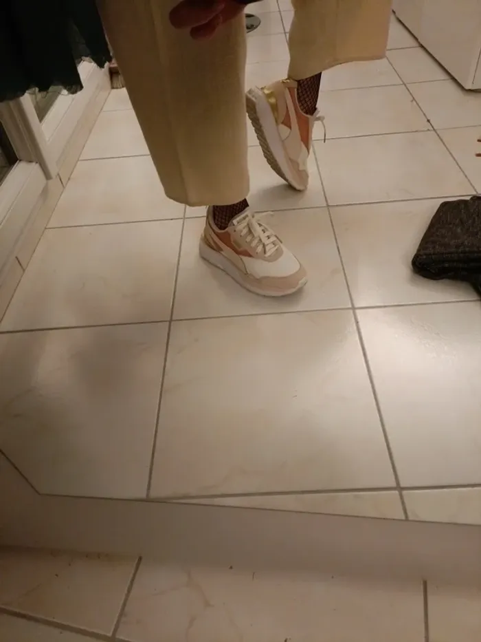 Basket Puma taille 37 - photo numéro 2