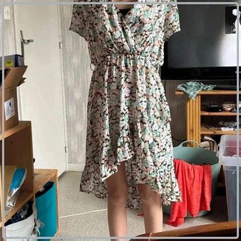 Magnifique  robe  fleurie  taille s/m
