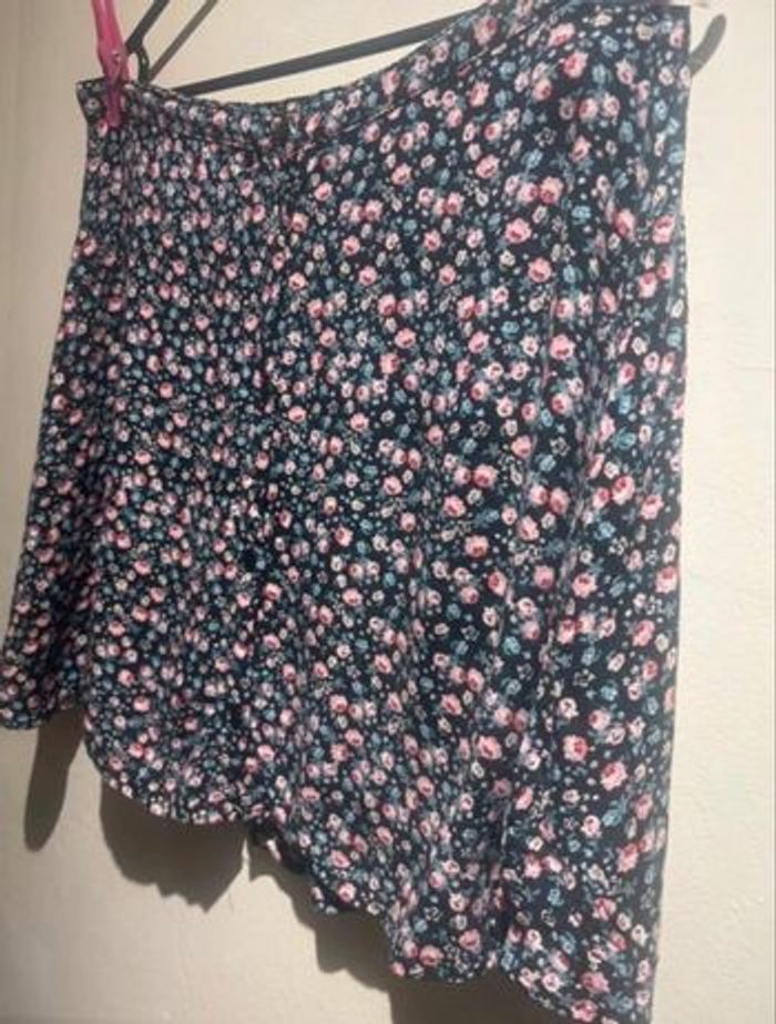 Jupe fleurie H&M taille 42 - photo numéro 3
