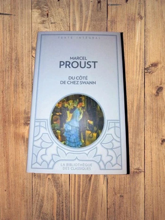 Du côté de chez Swann
-Marcel Proust-livre de poche