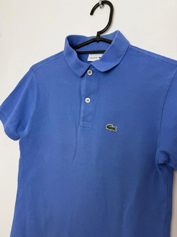 Polo Lacoste garçon 12 ans bleu parfait état - photo numéro 2
