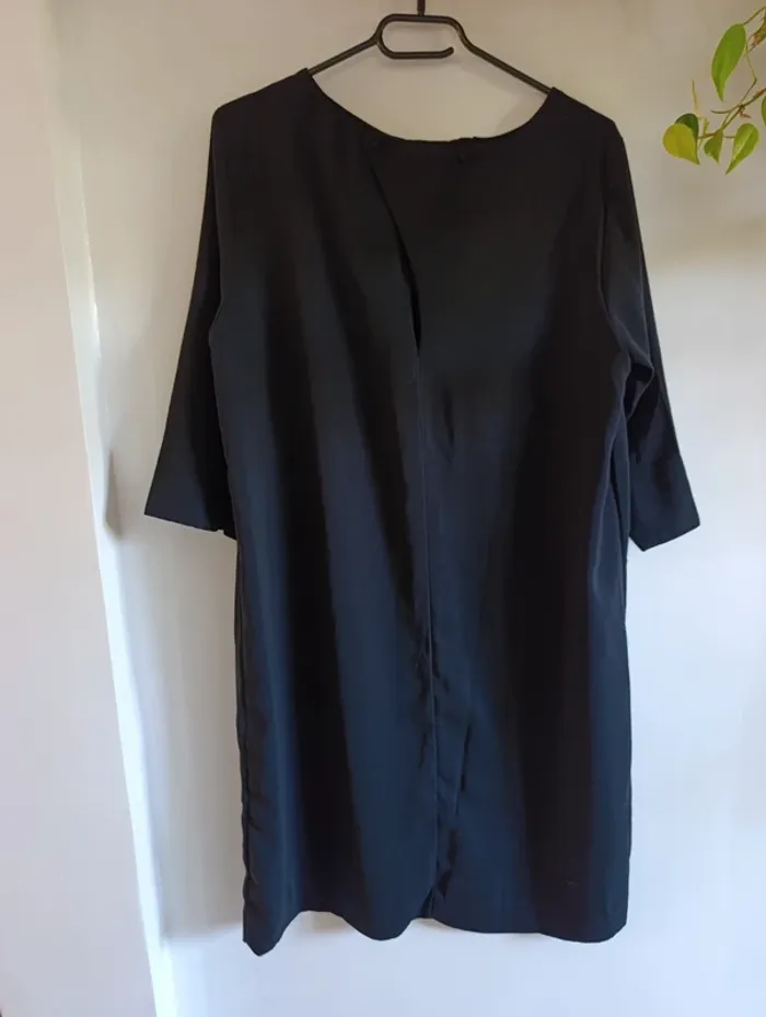 Robe noir #2 - photo numéro 2