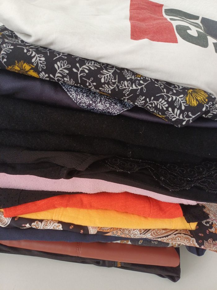 🎀Lots de 15 vêtements femme taille XS et S - photo numéro 3