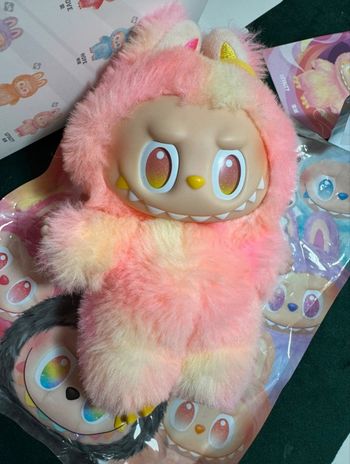 Labubu loyalty rose