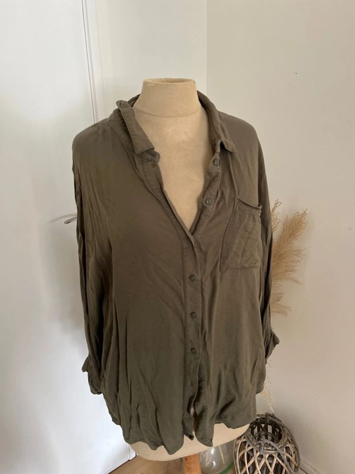 Chemise fluide kaki Promod - taille 40