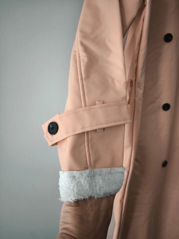 Manteau long saumon clair avec col en fausse fourrure Taille L - photo numéro 2