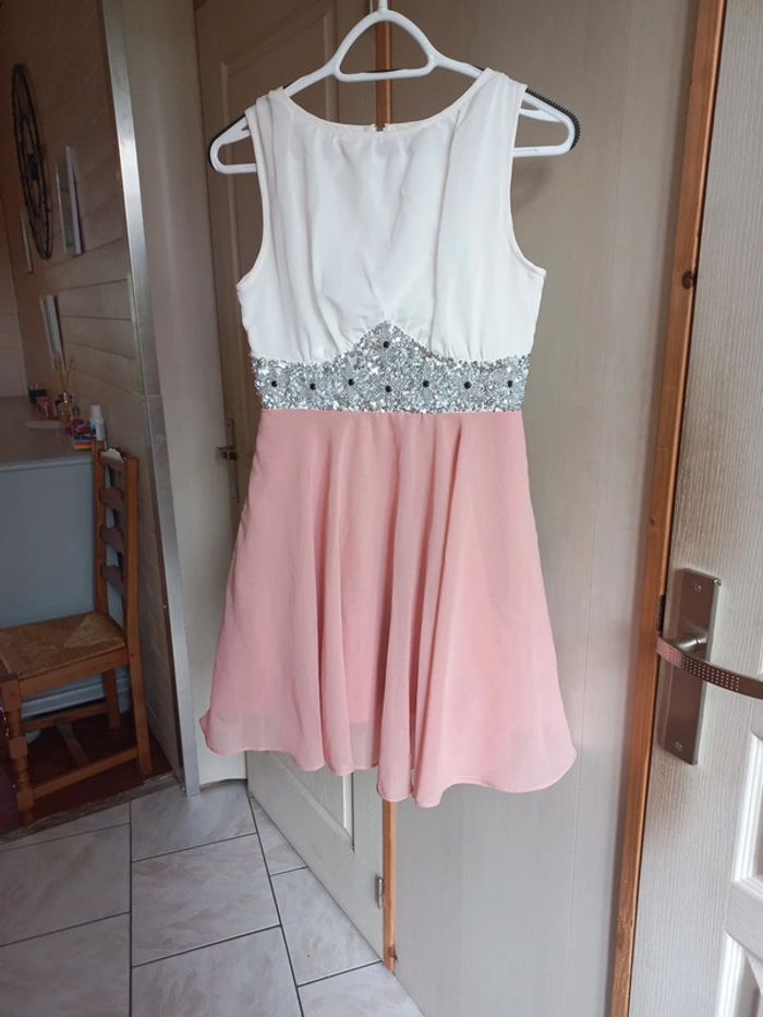 Robe de cérémonie
