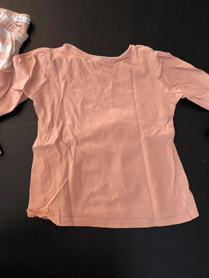 Pyjama 2 pièces 5 -6 ans - photo numéro 6