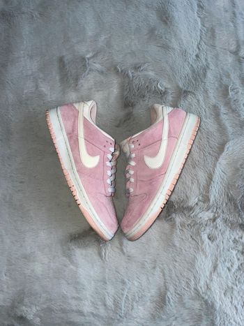 Basket Nike dunk low Prism pink taille 38,5
