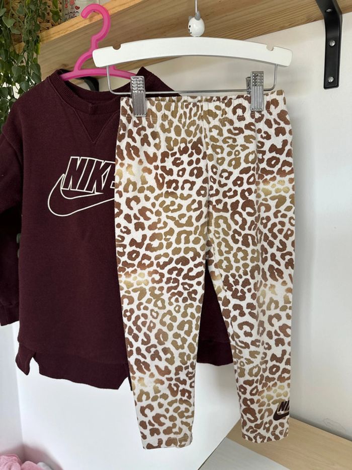 Ensemble Nike 3-4ans - photo numéro 3