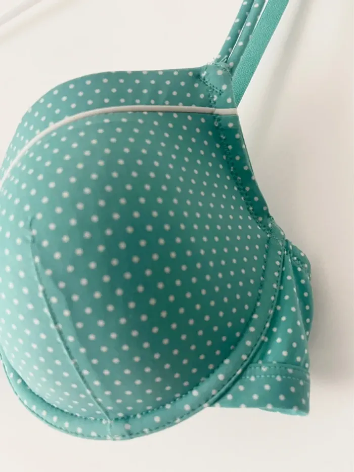 Soutien-gorge Miss Helen de chez Monoprix taille 90B turquoise à pois blancs - photo numéro 3