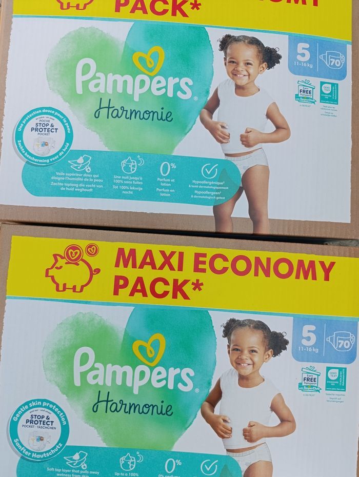 140 couches Pampers harmonie taille 5 - photo numéro 2