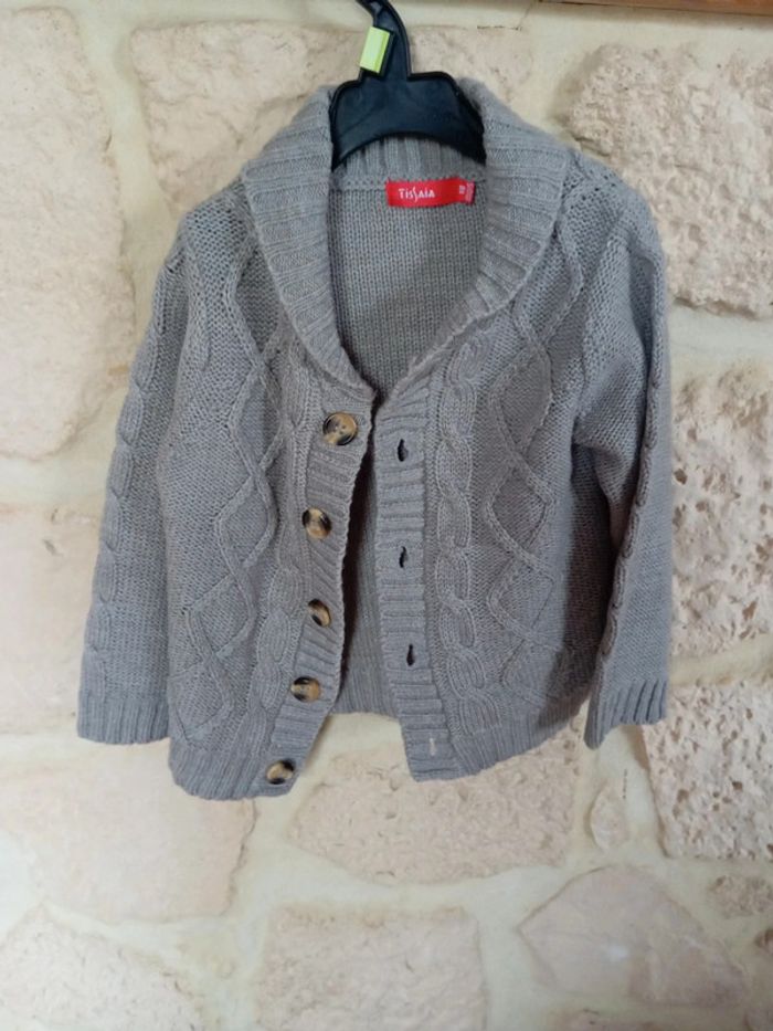 Gilets fin taille 18 mois
