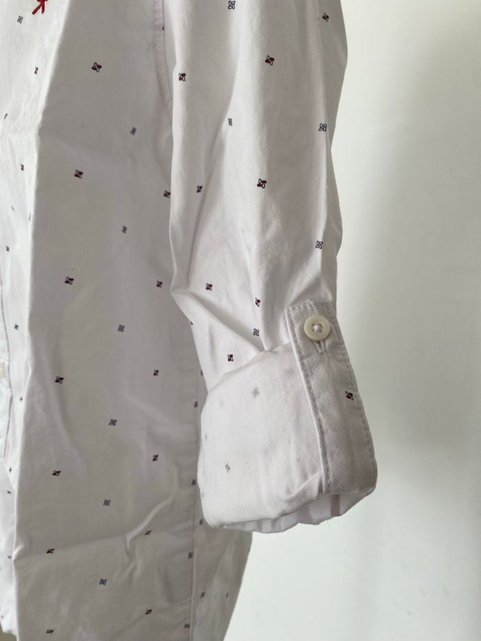 Chemise blanche à motifs bleus / 10 ans - photo numéro 2