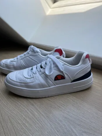 Basket ellesse 35